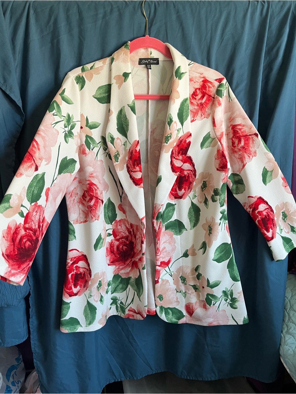 Slinky Brand White Floral Blazer with Red, Pink & Green Rose Print